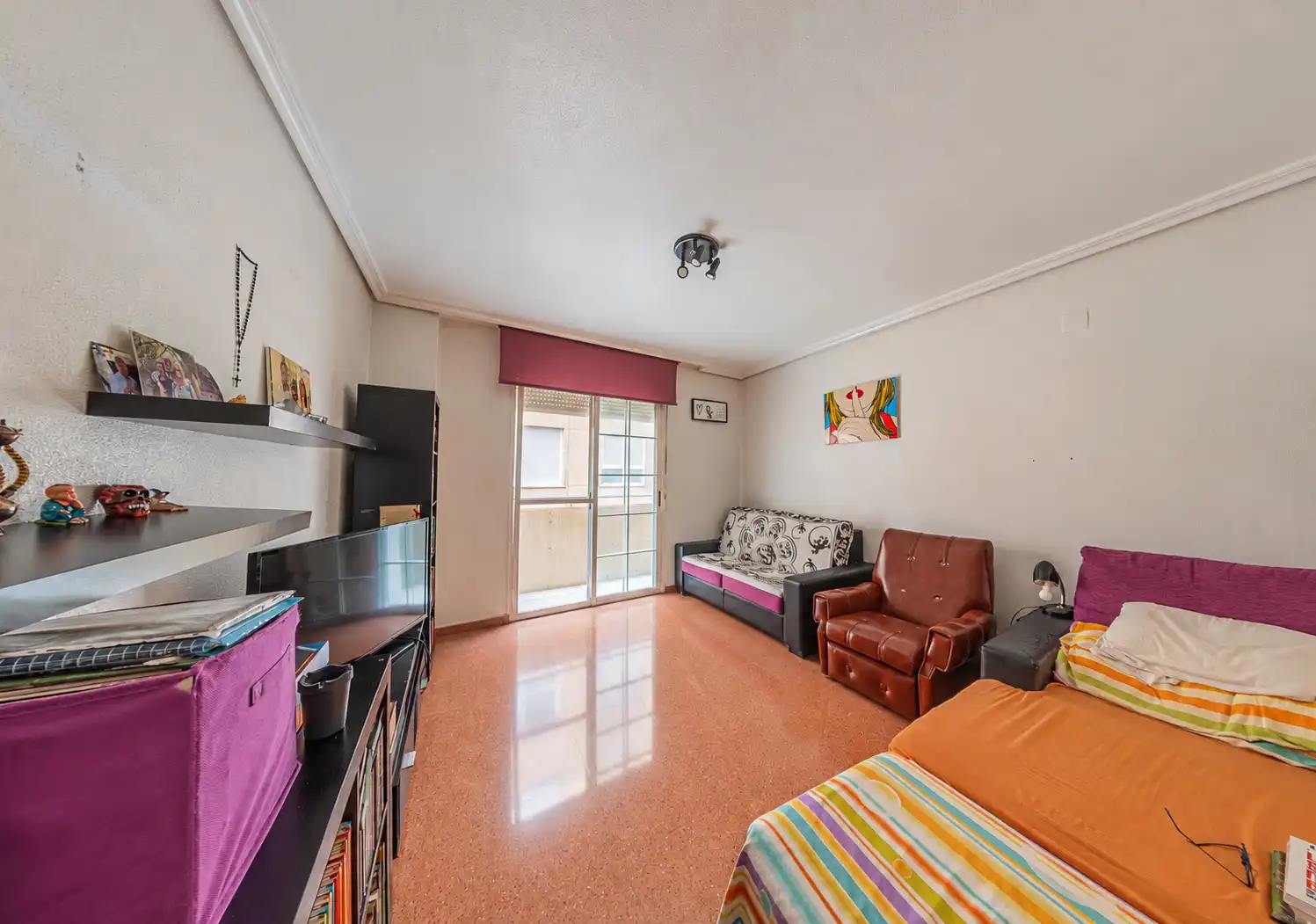 Piso con terraza en venta en Calle Vara de Rey, imagen 2