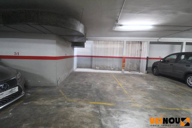 Garaje en Venta en Carrer de la Constitució en La Bordeta