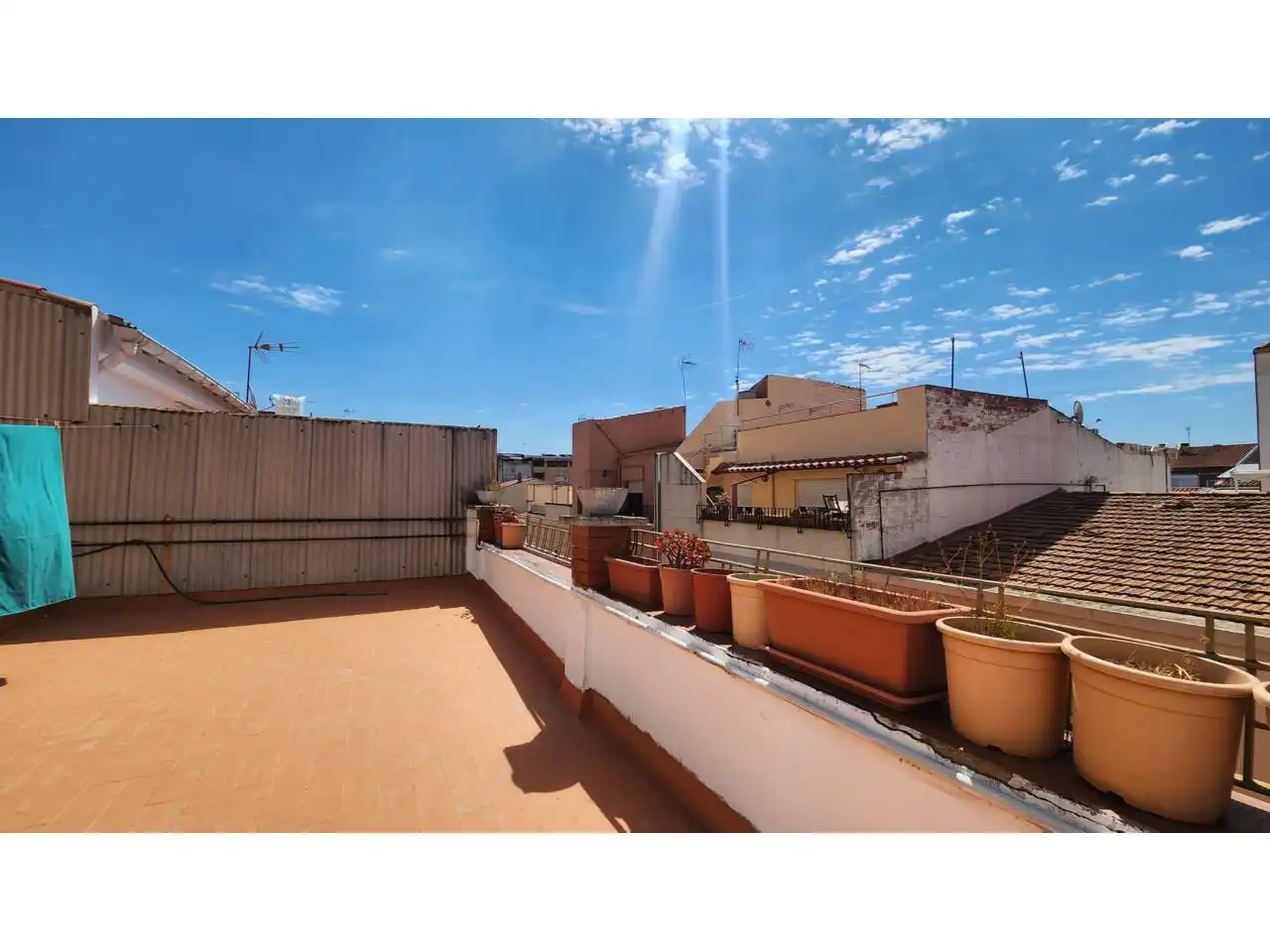 Exterior view of Flat for sale in Terrassa  with Air Conditioner, Heating and Terrace