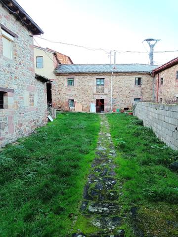 Casa-chalet en Venta en Mudá - CL VERGARA en Mudá