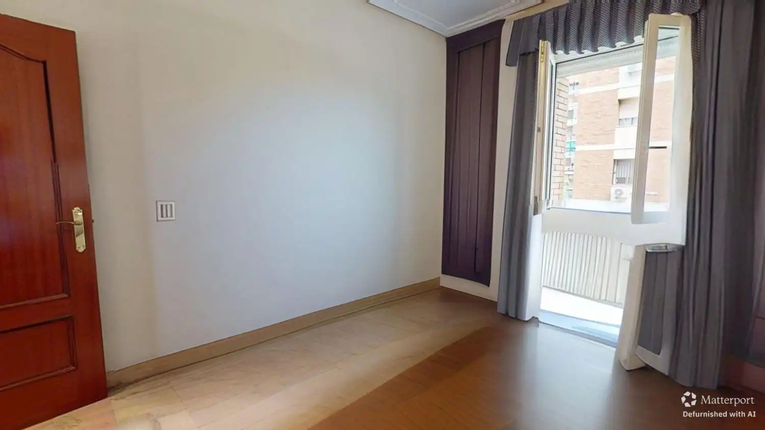 Bedroom of Flat for sale in Sevilla  with Air Conditioner, Heating and Terrace