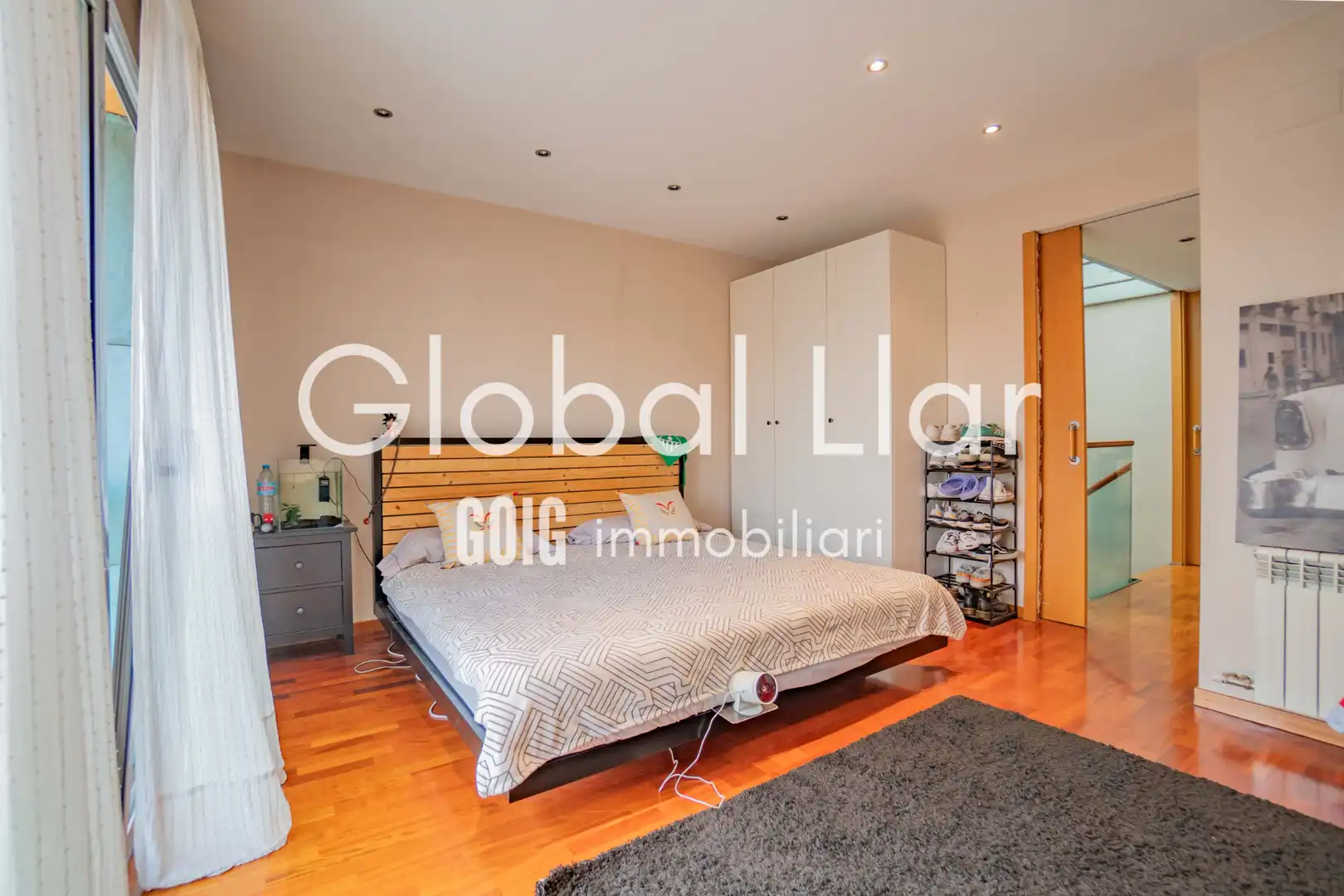 Detached homes for sale in Carrer de Joanot Martorell, Gràcia