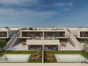 Casa pareada con balcón en venta en Calle Àngel Guimerà 93