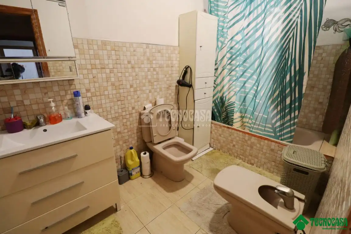 Piso con terraza en venta en Carr. Iryda, imagen 2