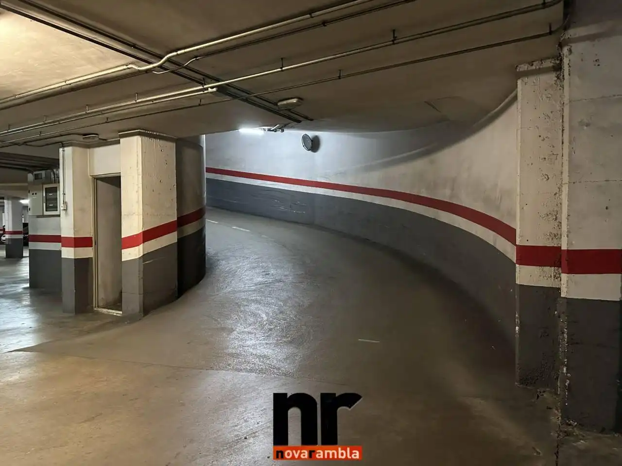 Parkplatz zum Verkauf in Calle Balmes, imagen 7