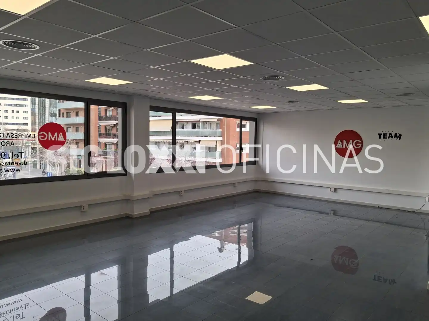 Office for rent in Esplugues de Llobregat  with Air Conditioner and Heating