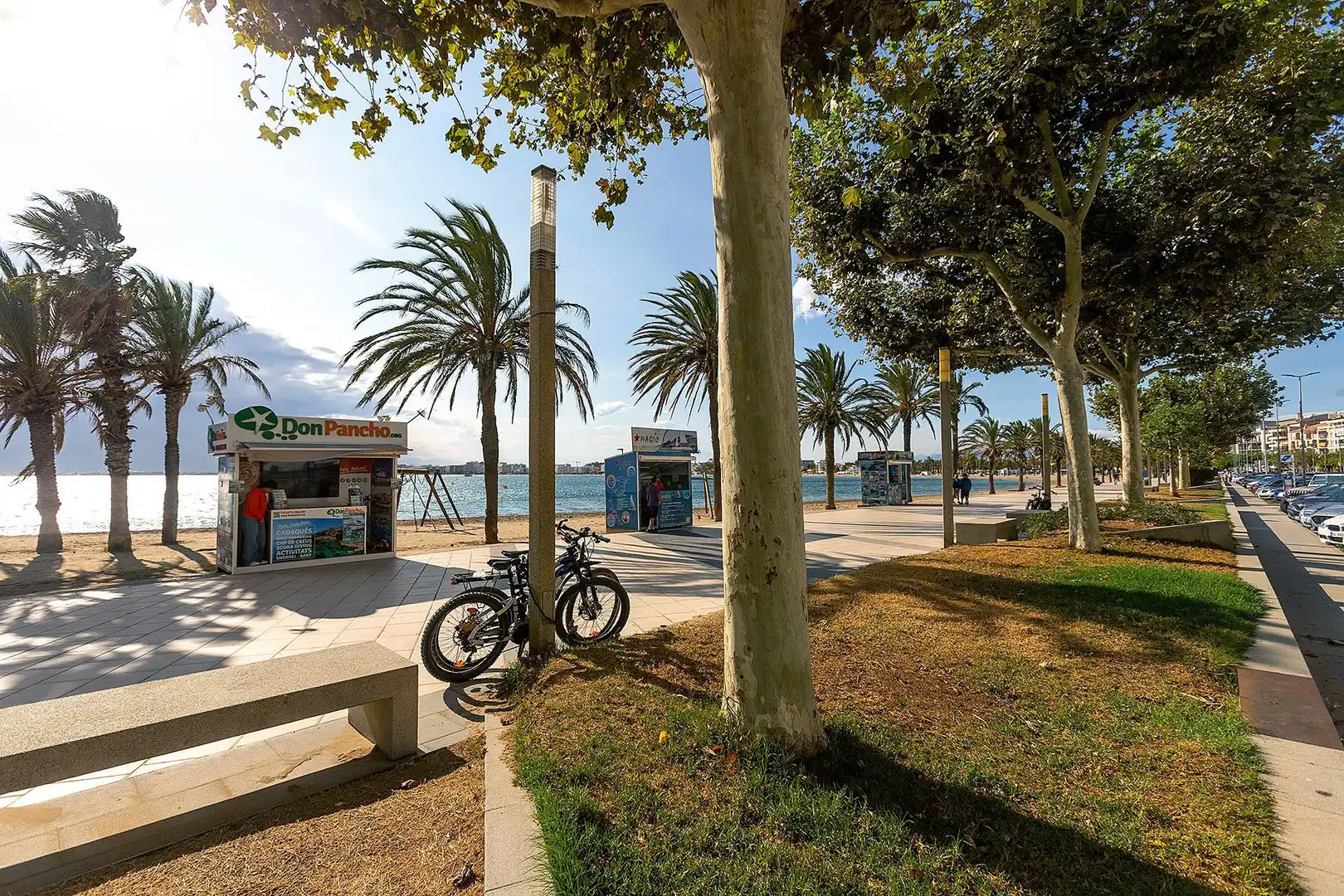 Vista exterior de Apartamento en venta en Roses con Aire acondicionado y Calefacción