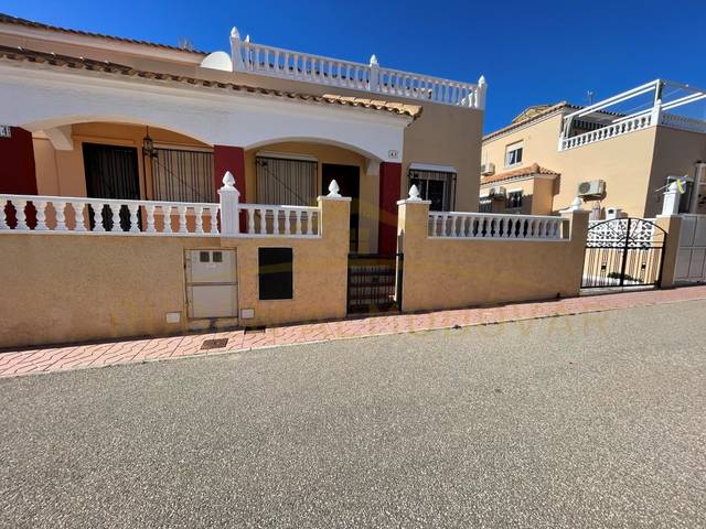 Casa-chalet en Venta en Poligono J-1 P Flamenca Norte, 54 en Playa Flamenca