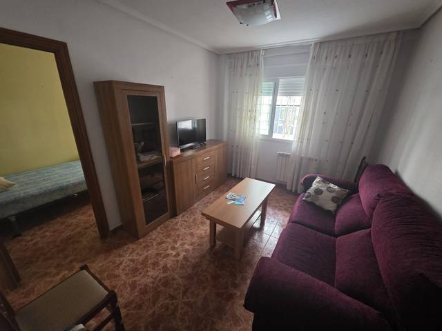 Piso en Venta en Calle del Jardín de la Duquesa en Casco histórico de Vicálvaro