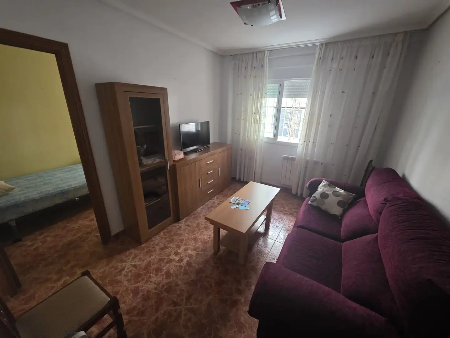 Sala de estar de Piso en venta en Madrid con Calefacción, Trastero y Amueblado