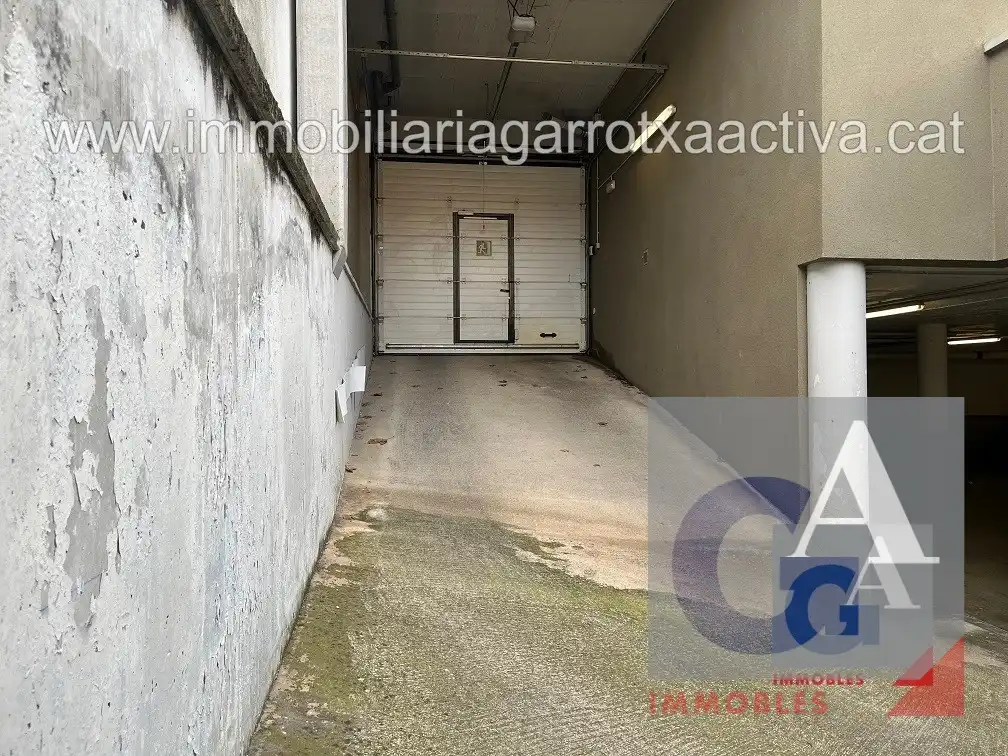 Parking for sale in Olot, imagen 6