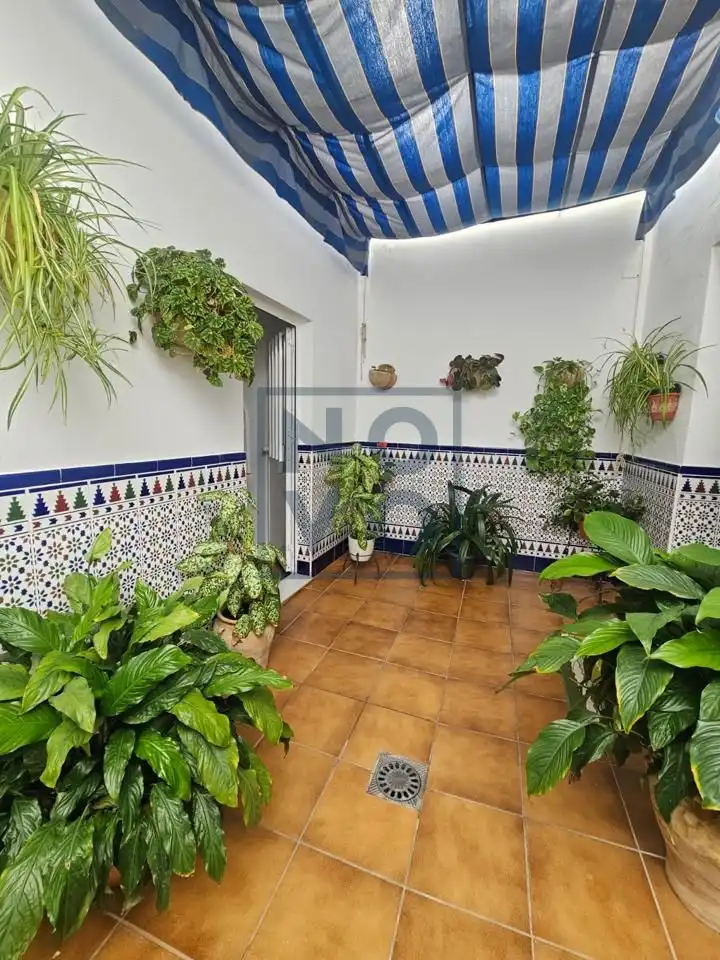 Terrassa de Casa o xalet en venda en Lebrija