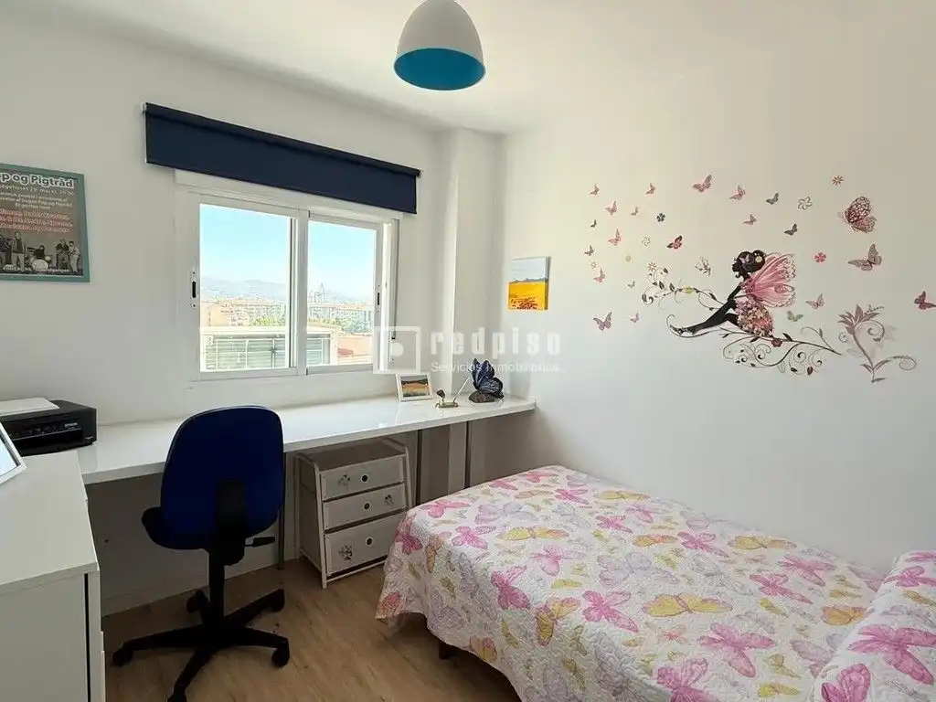 Schlafzimmer von Wohnung zur Miete in Málaga mit Parkett, Terrasse und Möbliert