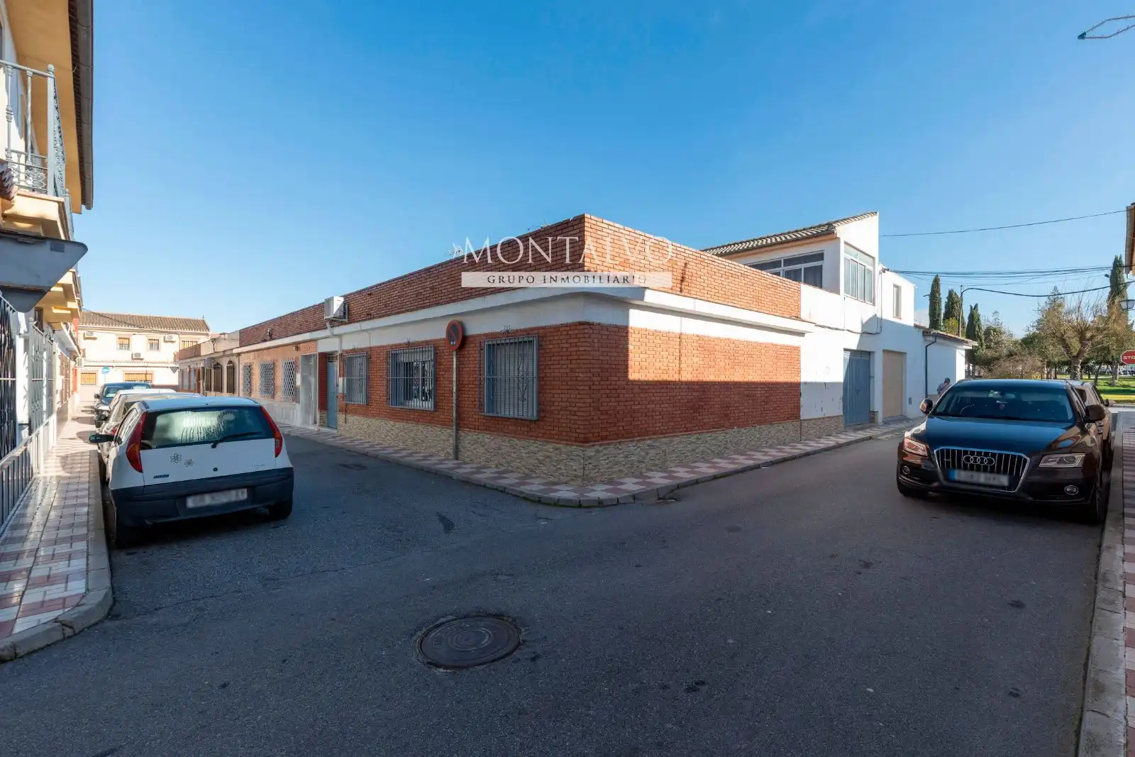Vista exterior de Casa adosada en venta en Albolote