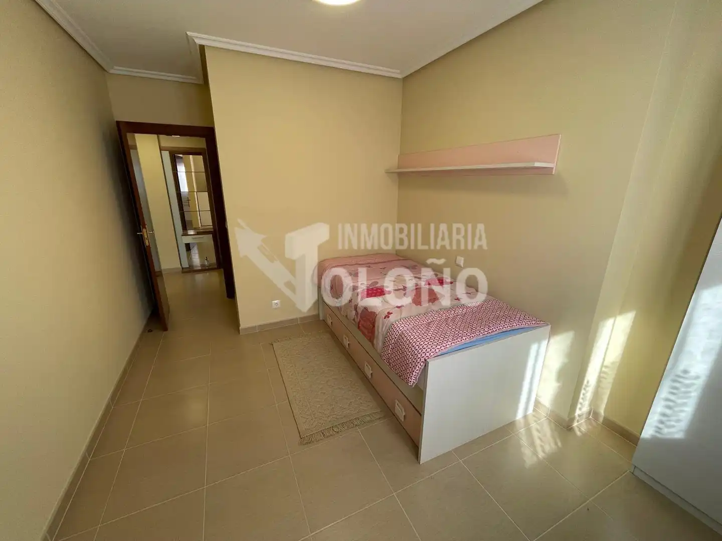 Bedroom of Flat for sale in Zarratón  with Heating, Furnished and Oven
