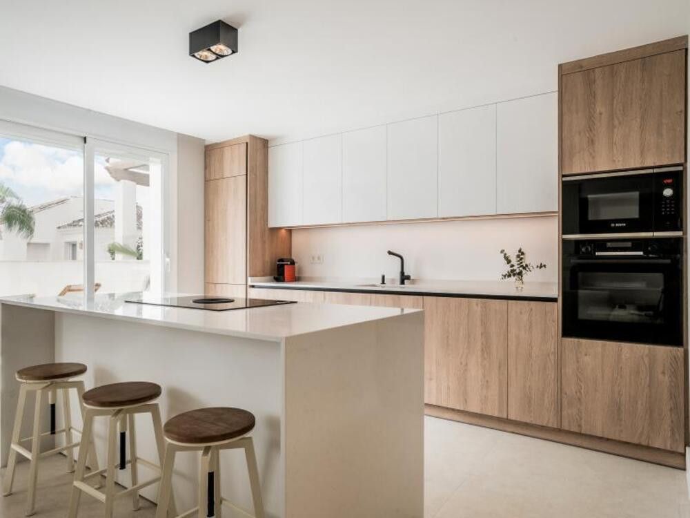 Kitchen of Single-family semi-detached for sale in Marbella  with Air Conditioner, Terrace and Swimming Pool
