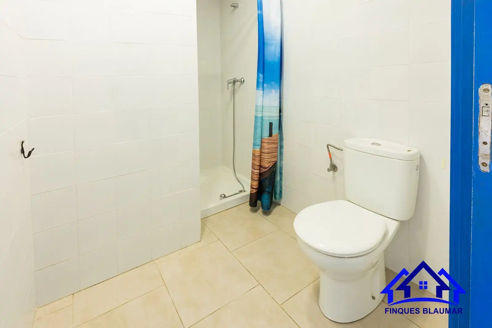 Badezimmer von Geschaftsraum zur Miete in Arenys de Mar mit Klimaanlage