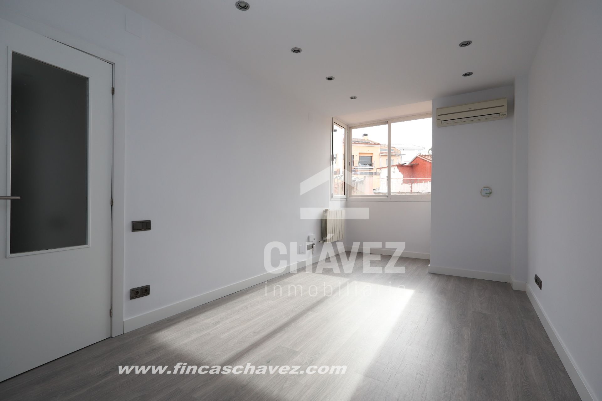 Sala d'estar de Pis en venda en Ripollet amb Aire condicionat, Calefacció i Parquet