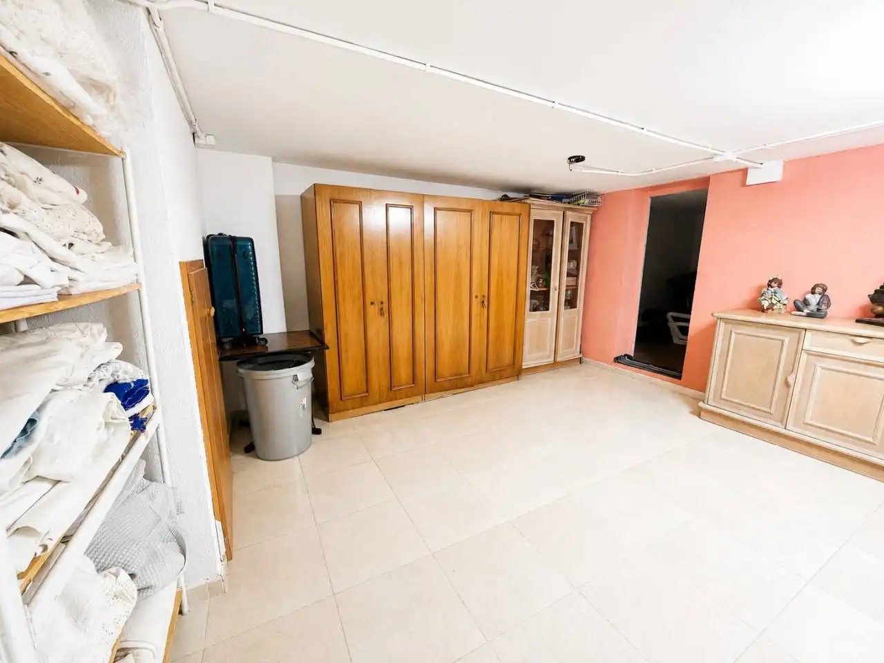 Casa pareada con piscina en venta en Avenida París, imagen 27