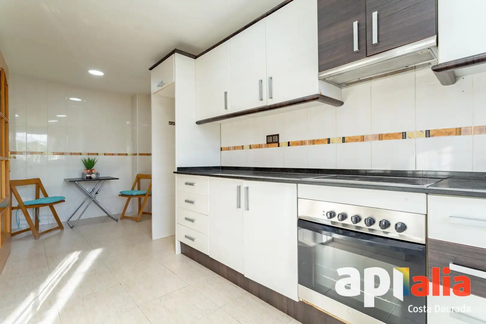 Cocina de Casa adosada en venta en Cambrils con Calefacción, Jardín privado y Terraza