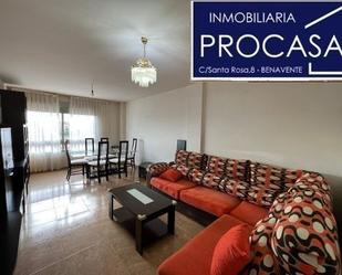 Living room of Duplex for sale in Benavente  with Furnished