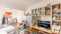 Sala d'estar de Apartament en venda en  Barcelona Capital amb Aire condicionat, Calefacció i Parquet
