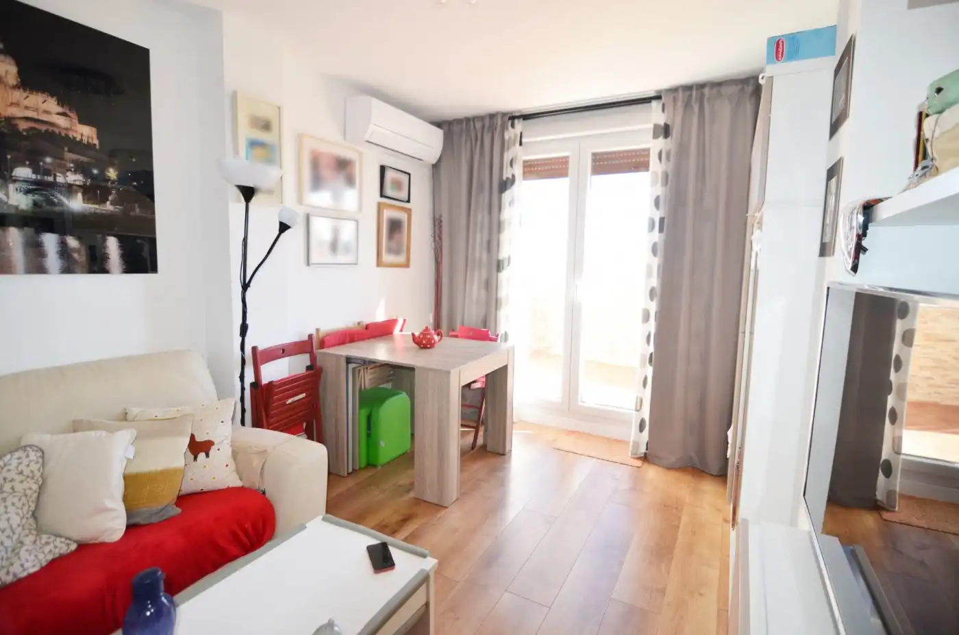 Schlafzimmer von Dachboden zum Verkauf in Salamanca mit Klimaanlage, Heizung und Terrasse