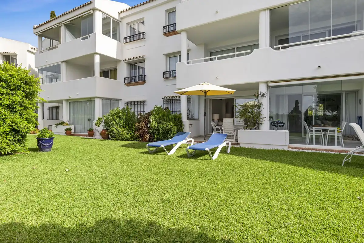 Jardí de Apartament en venda en Mijas amb Aire condicionat, Terrassa i Moblat