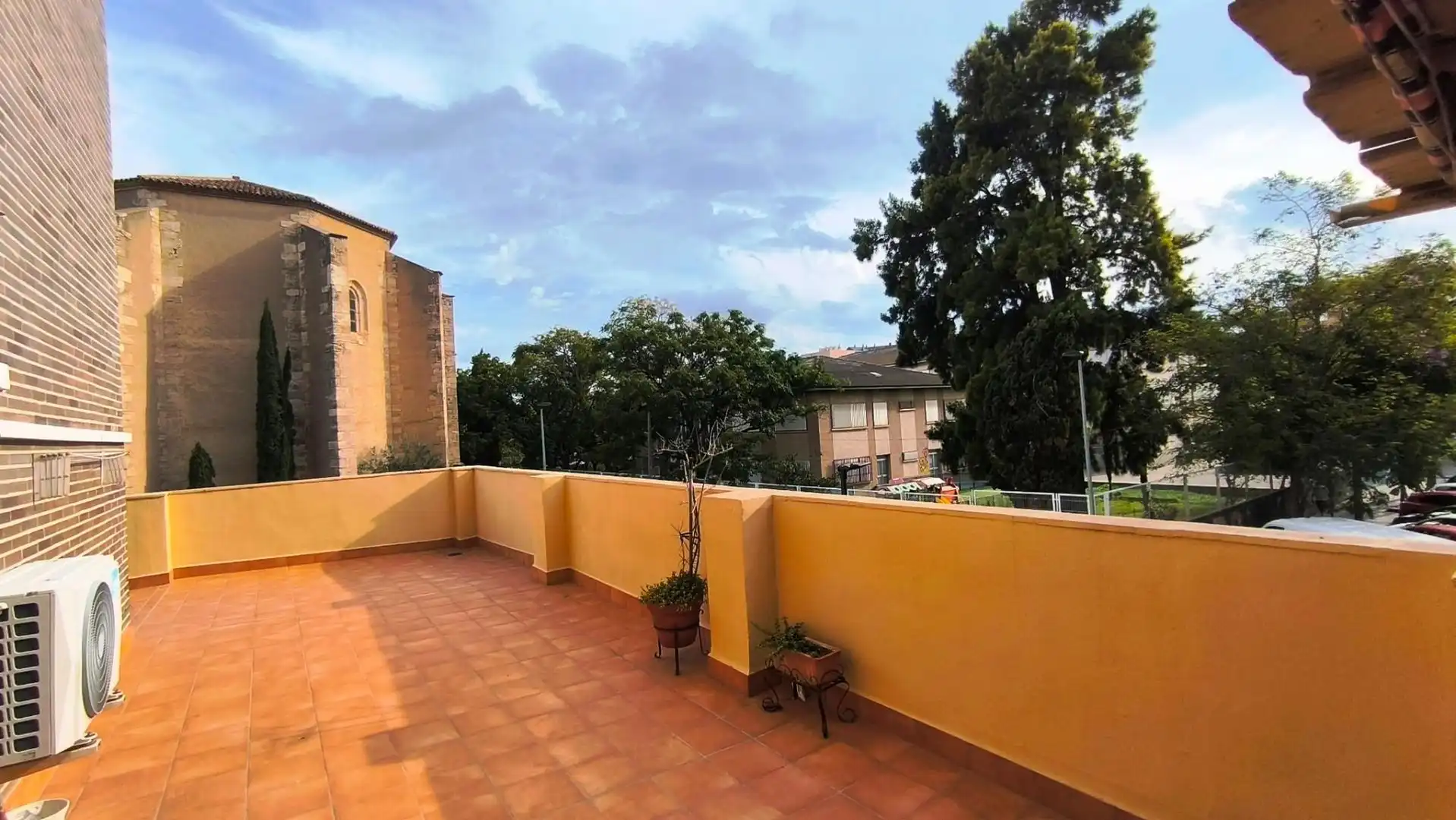 Flat with lift for sale in Calle de Santiago Rusiñol, imagen 3