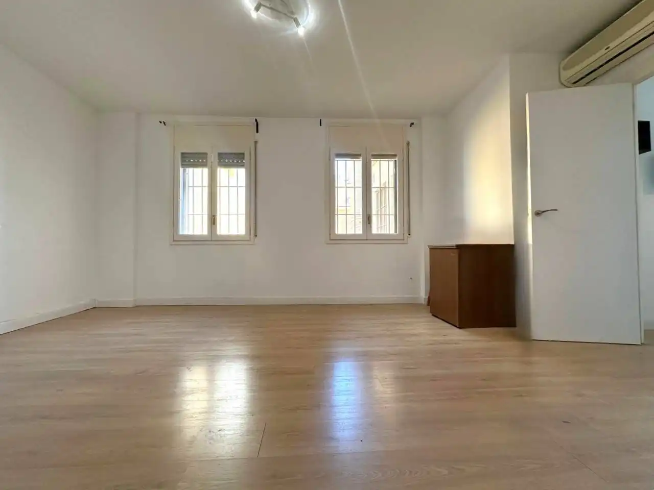 Sala d'estar de Apartament en venda en Mataró amb Aire condicionat i Parquet