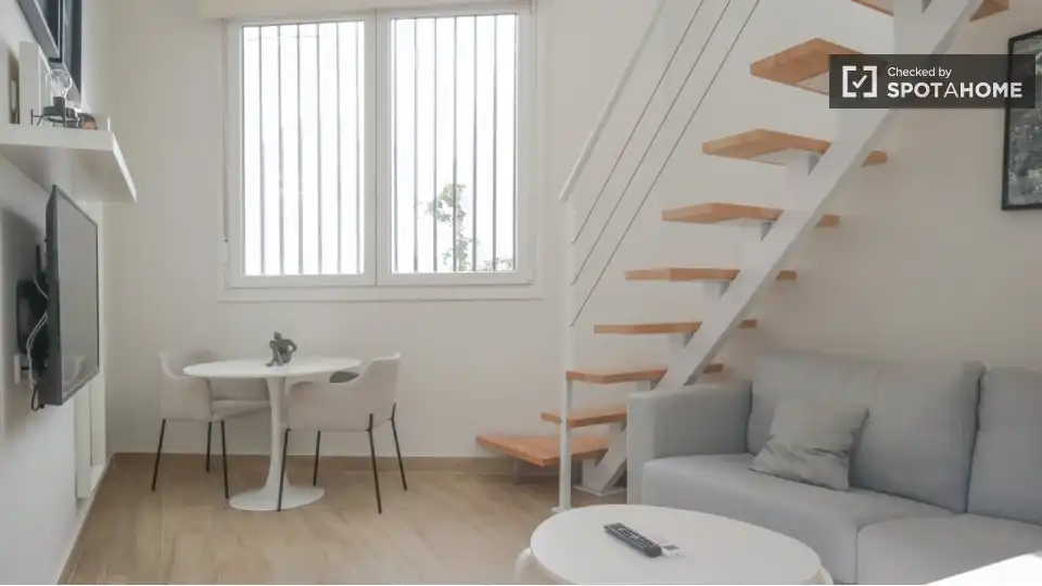 Flat with terrace to rent in Tetuán, imagen 4