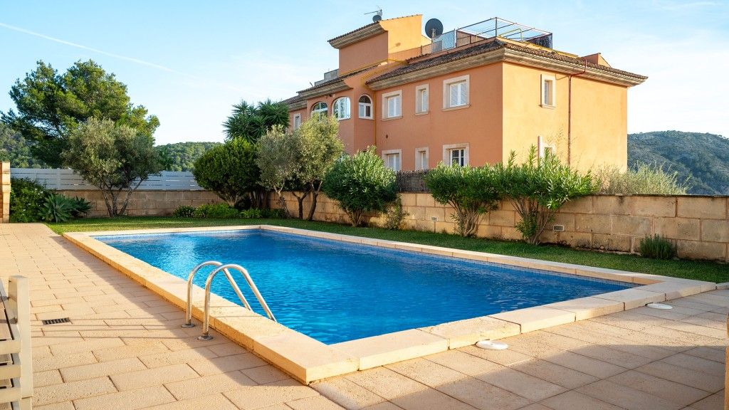 Apartment to rent in Es Camp de Mar