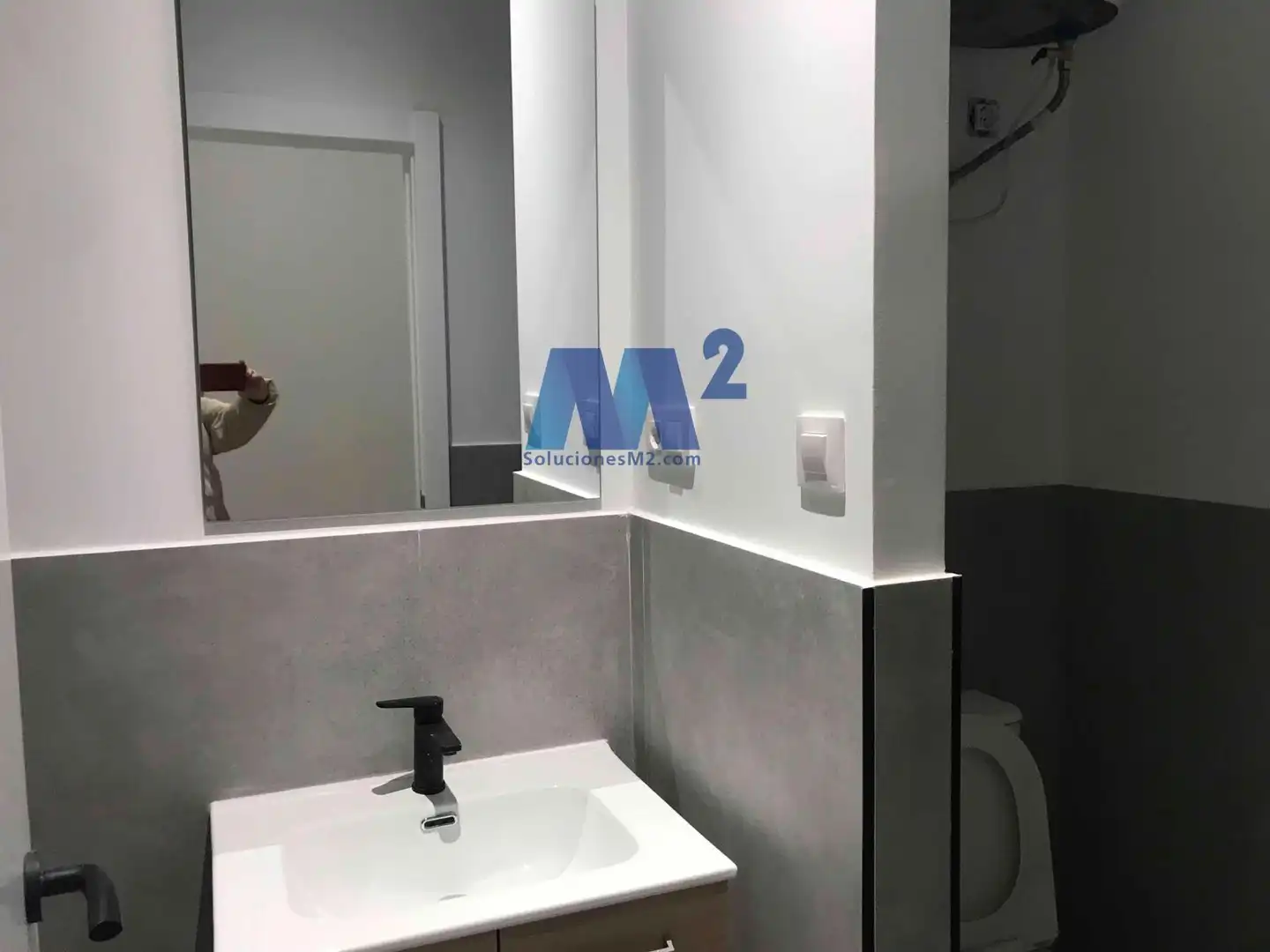 Baño de Oficina en venta en San Sebastián de los Reyes con Aire acondicionado, Terraza y Trastero