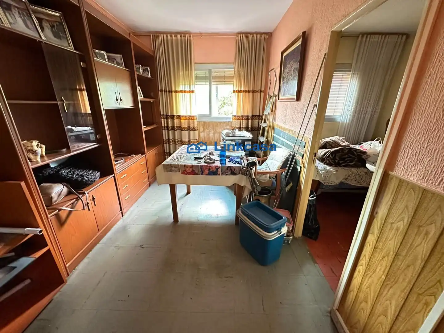 Habitación de Piso en venta en Madrid con Calefacción y Alarma