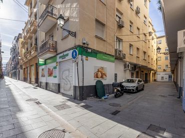 Local comercial en venda a Calle San Miguel Alta