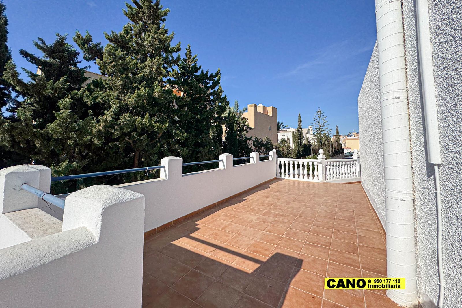 Terrassa de Casa o xalet en venda en  Almería Capital amb Terrassa