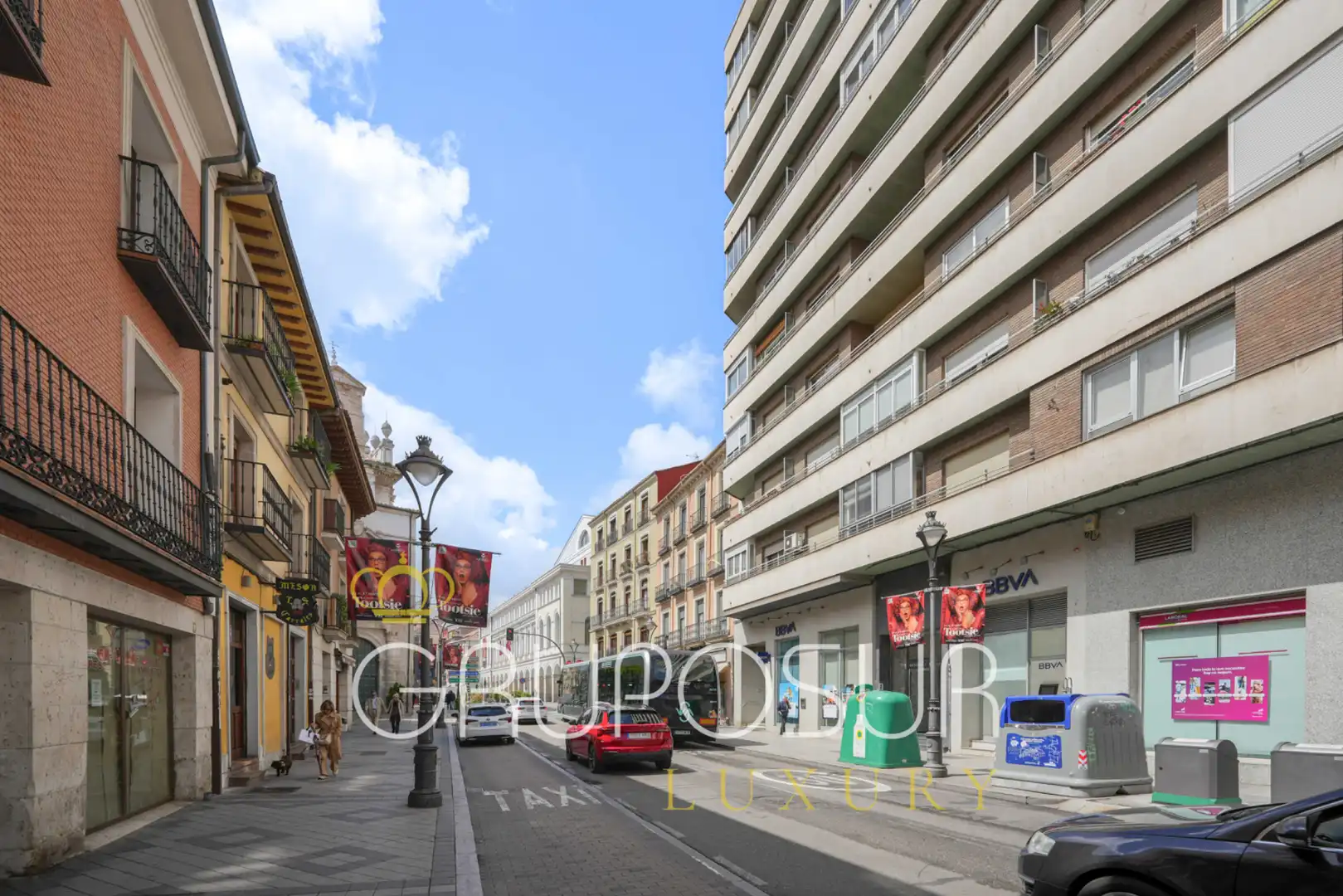 Vista exterior de Pis en venda en Valladolid amb Calefacció, Parquet i Forn