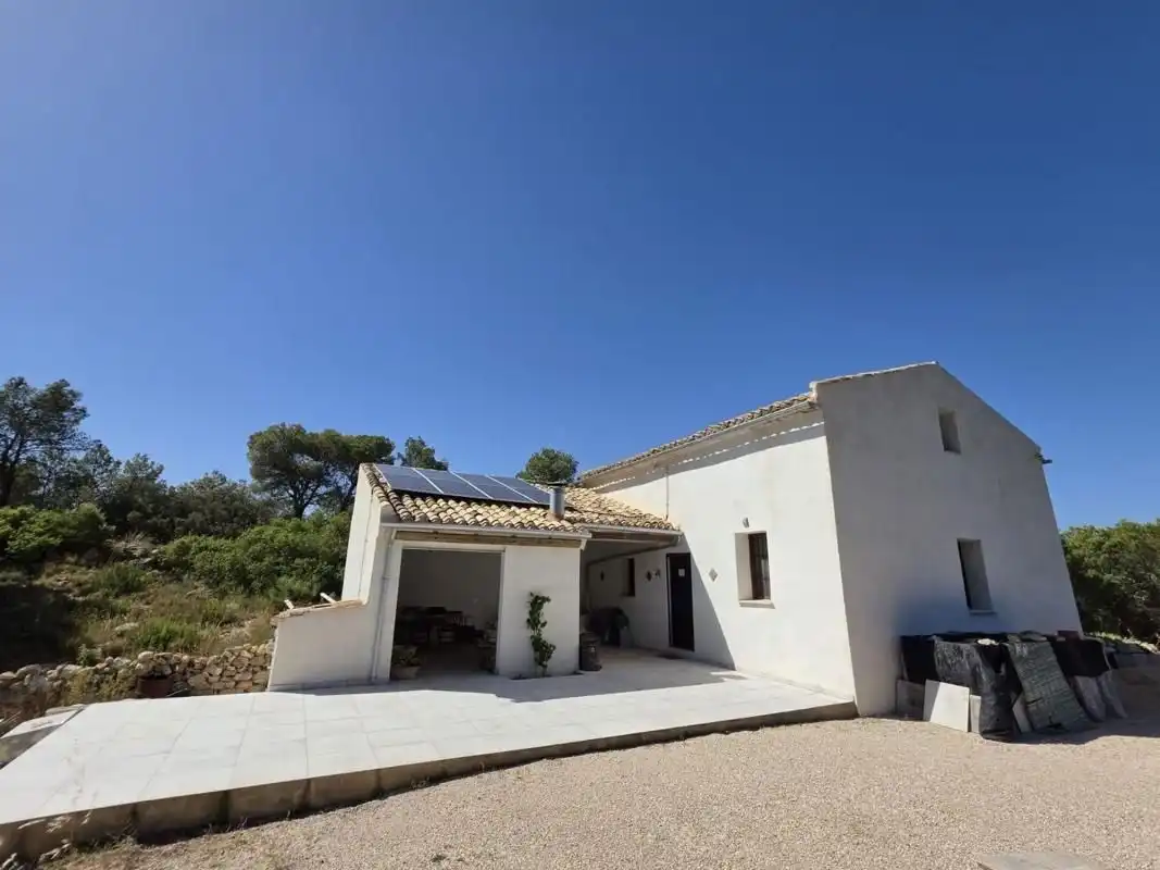 Exterior view of Houses for sale in Las Virtudes