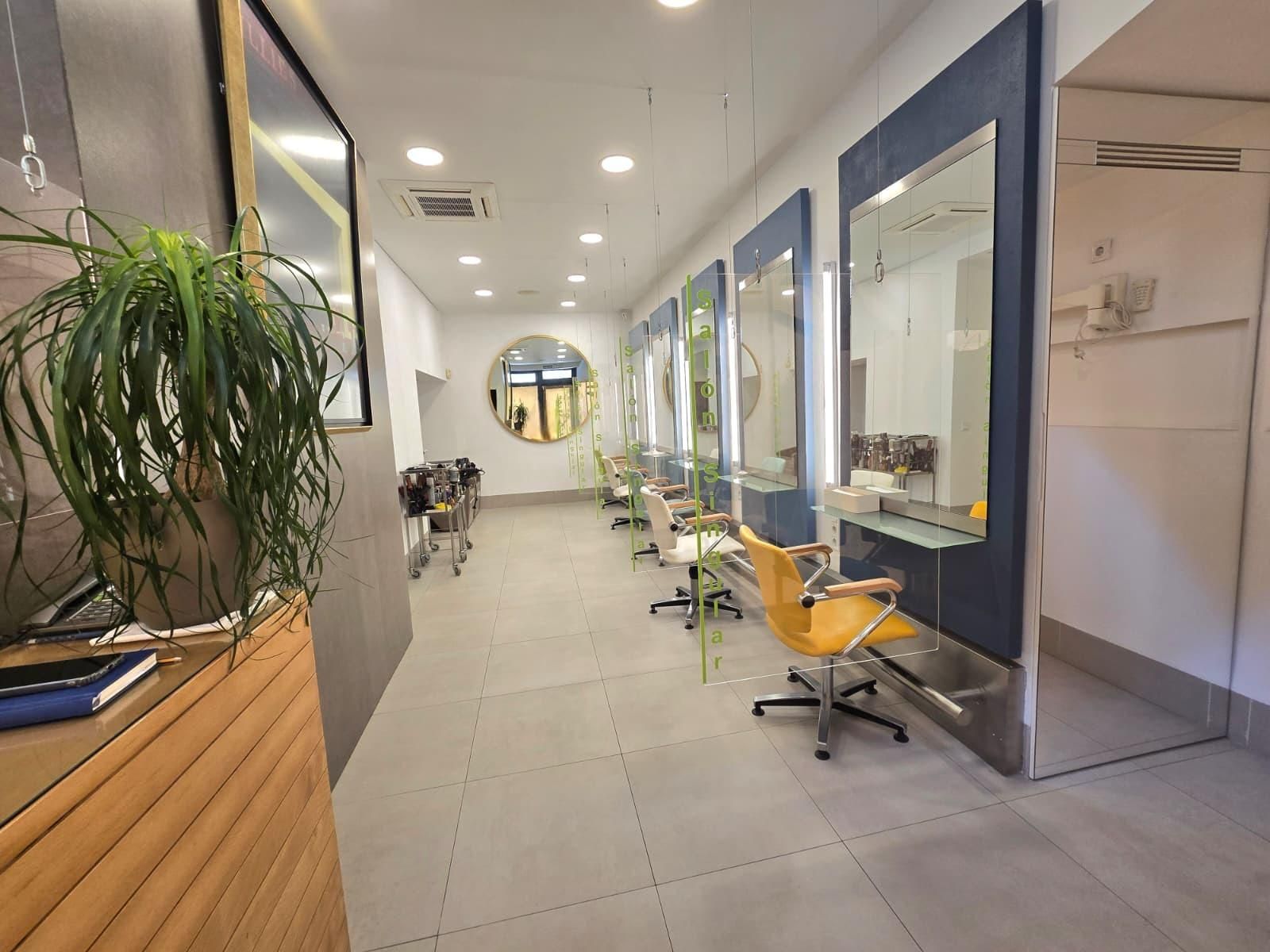 Premises to rent in  Sevilla Capital  with Air Conditioner and Furnished