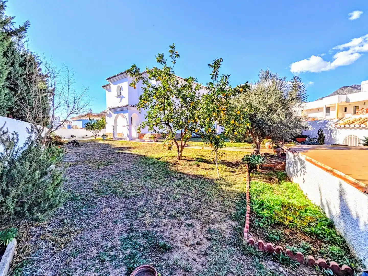 Jardí de Casa o xalet en venda en Benalmádena amb Jardí privat, Terrassa i Traster