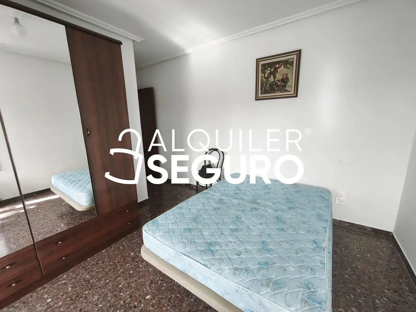Habitación de Piso de alquiler en Zaragoza con Calefacción, Terraza y Trastero