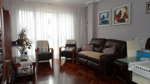 Foto 3 de Piso en venta en Calle Los Encinares, Alisal - San Román, Santander