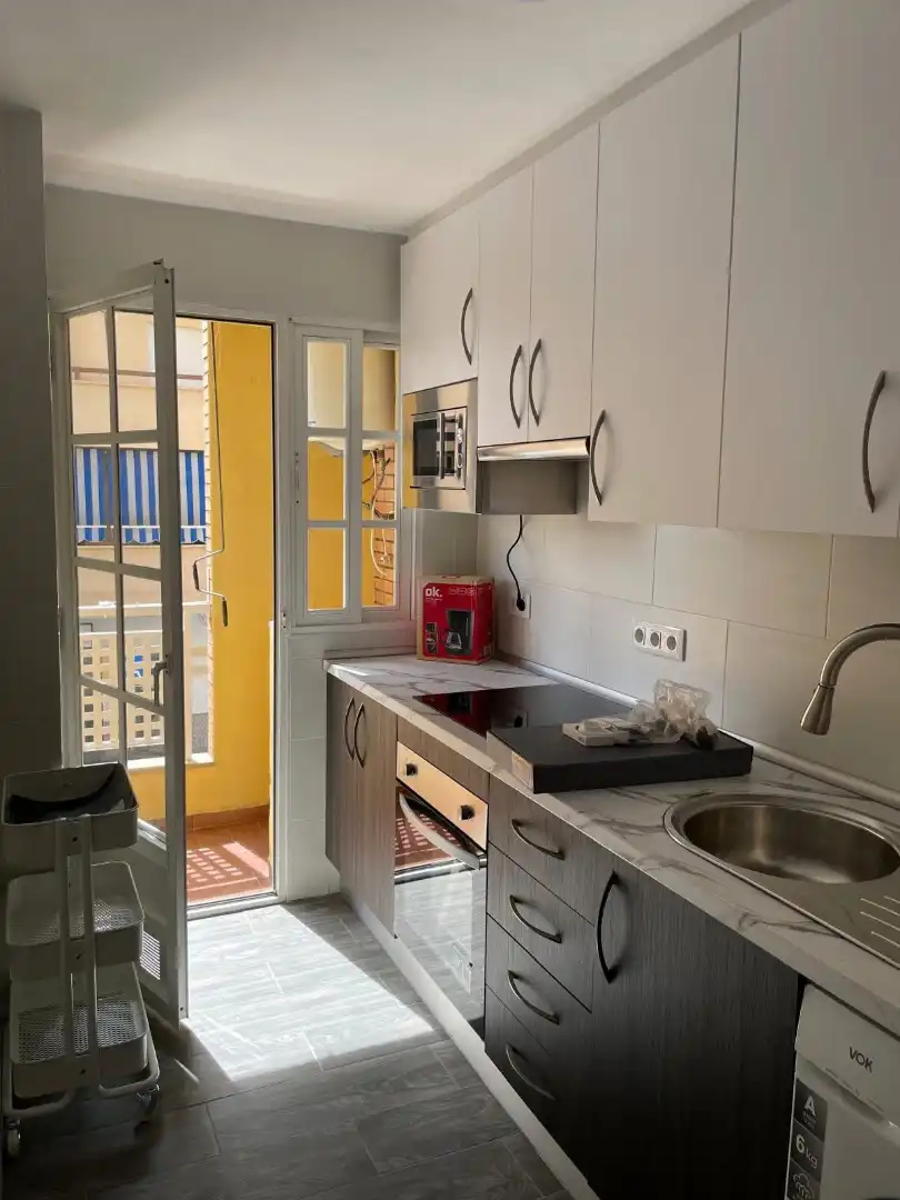 Wohnung mit Terrasse zur Miete in Calle Santa Marta, imagen 3