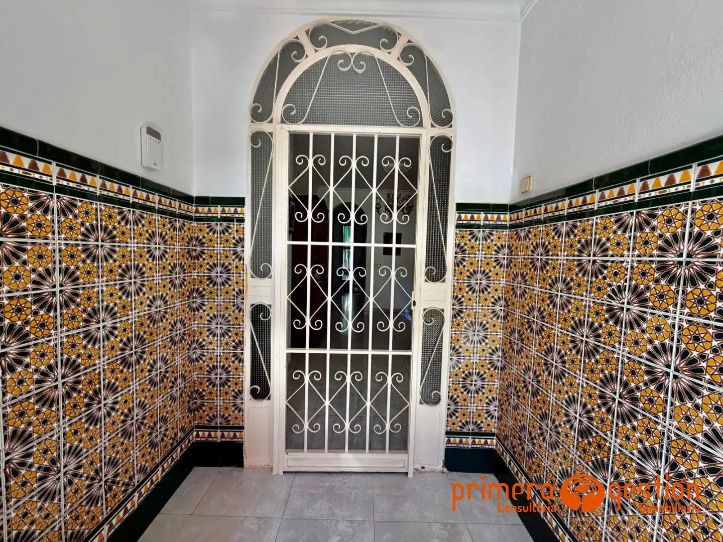 Casa in vendita a Lora del Río, imagen 2