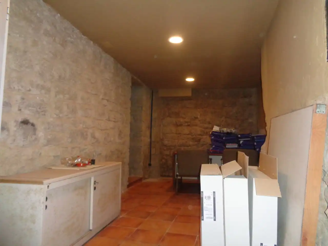 Edificio en venta en Anguciana