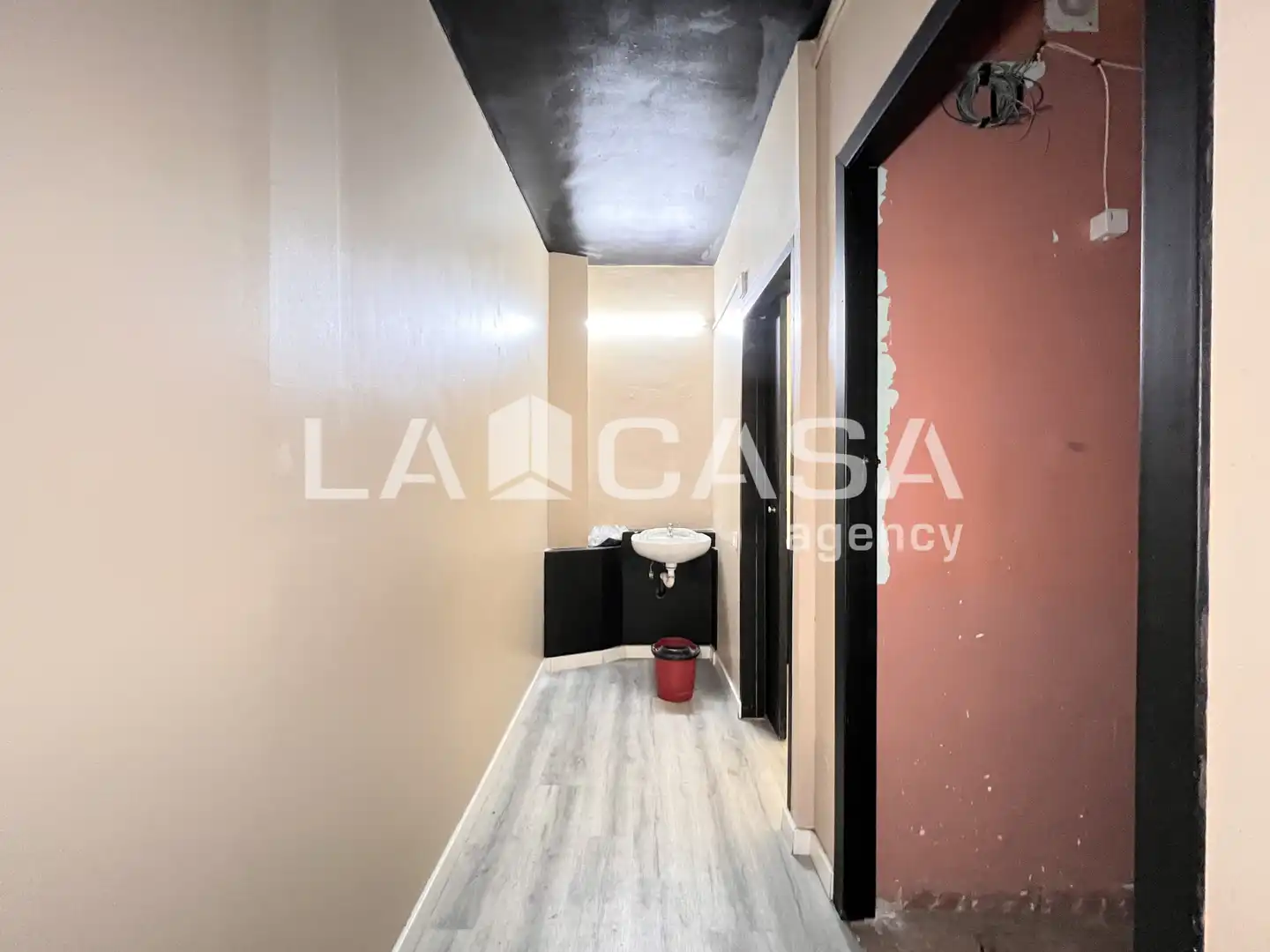 Business premises for sale in Artigues - Llefià, imagen 14