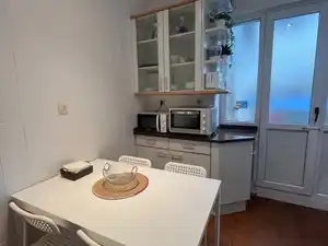Cuina de Pis de lloguer en Bilbao  amb Calefacció, Moblat i Balcó