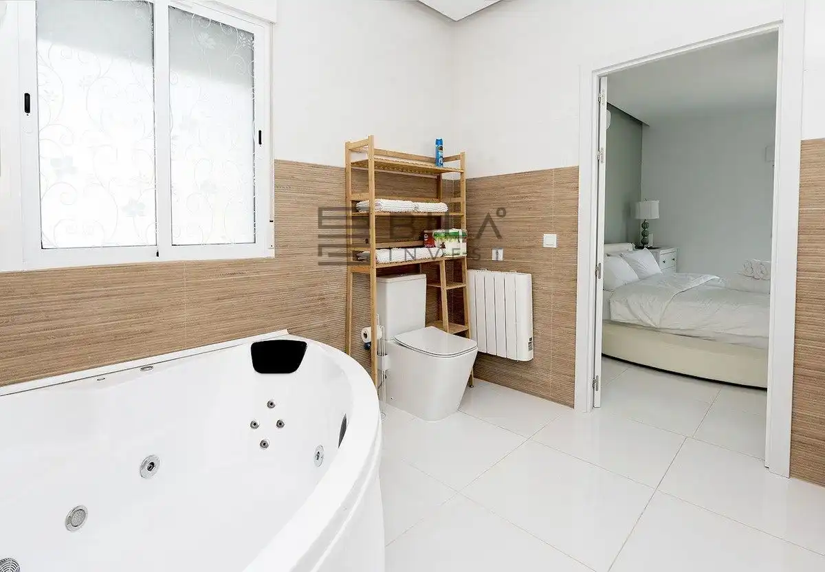 Villa con piscina in vendita a Guadalmemdina, imagen 29