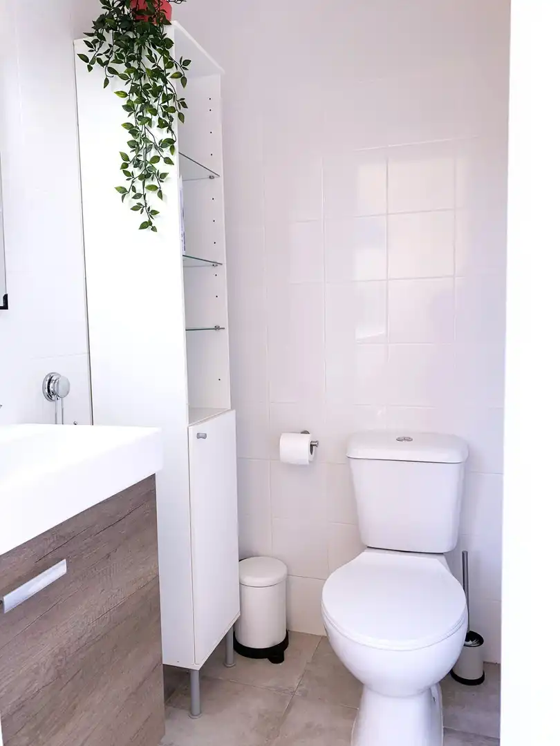 Baño de Apartamento en venta en Tavernes de la Valldigna con Terraza y Amueblado