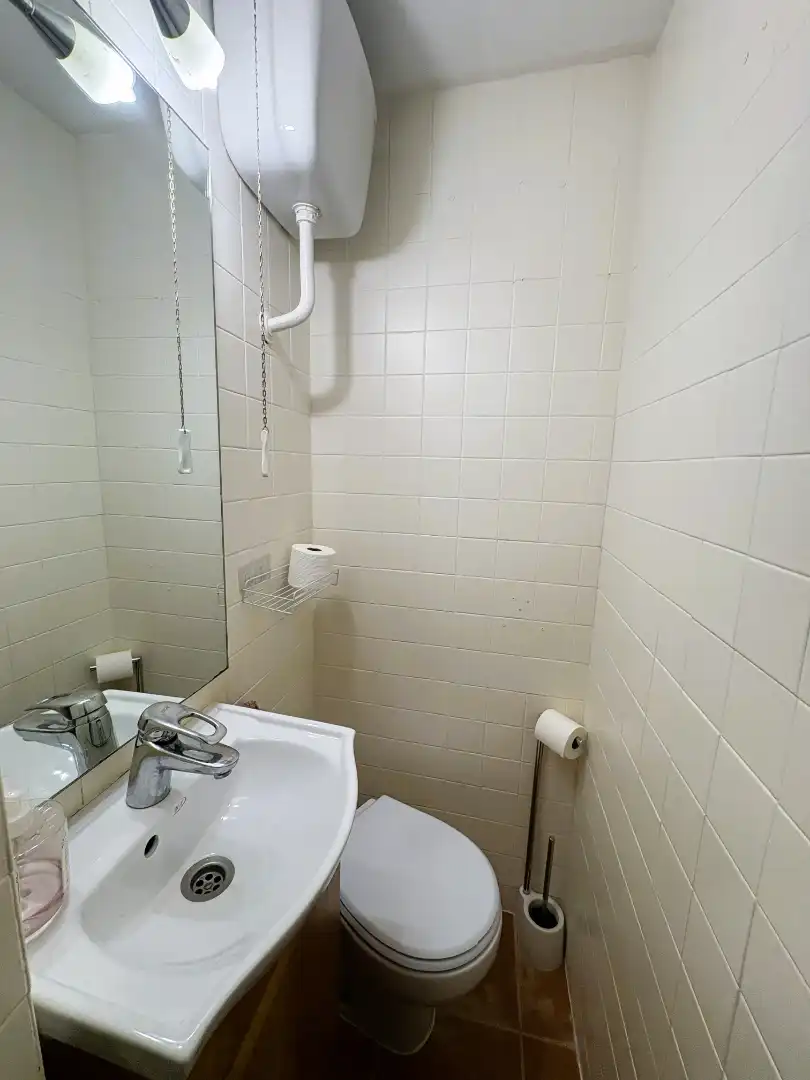 Bathroom of Flat for rent in Madrid  with Heating and Furnished